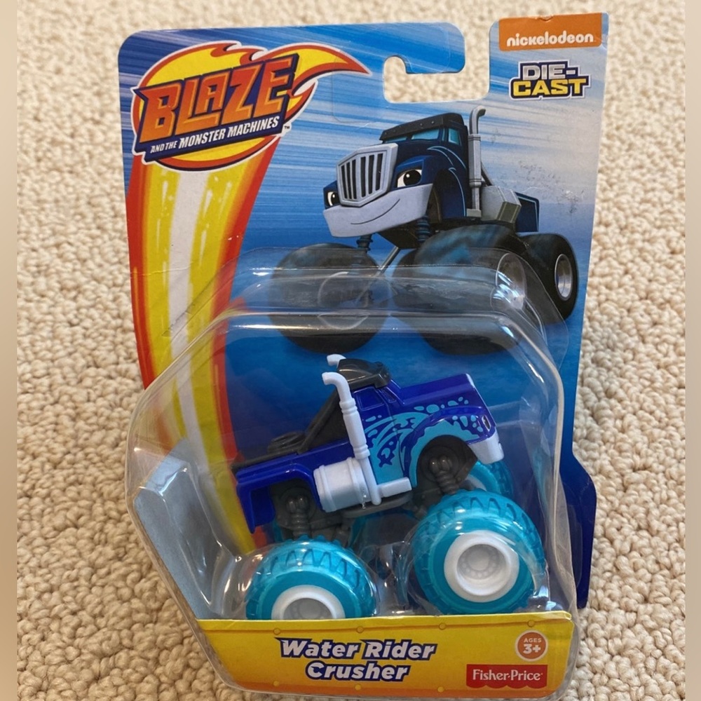 New Blaze and the Monster Machines Water Rider Crusher
